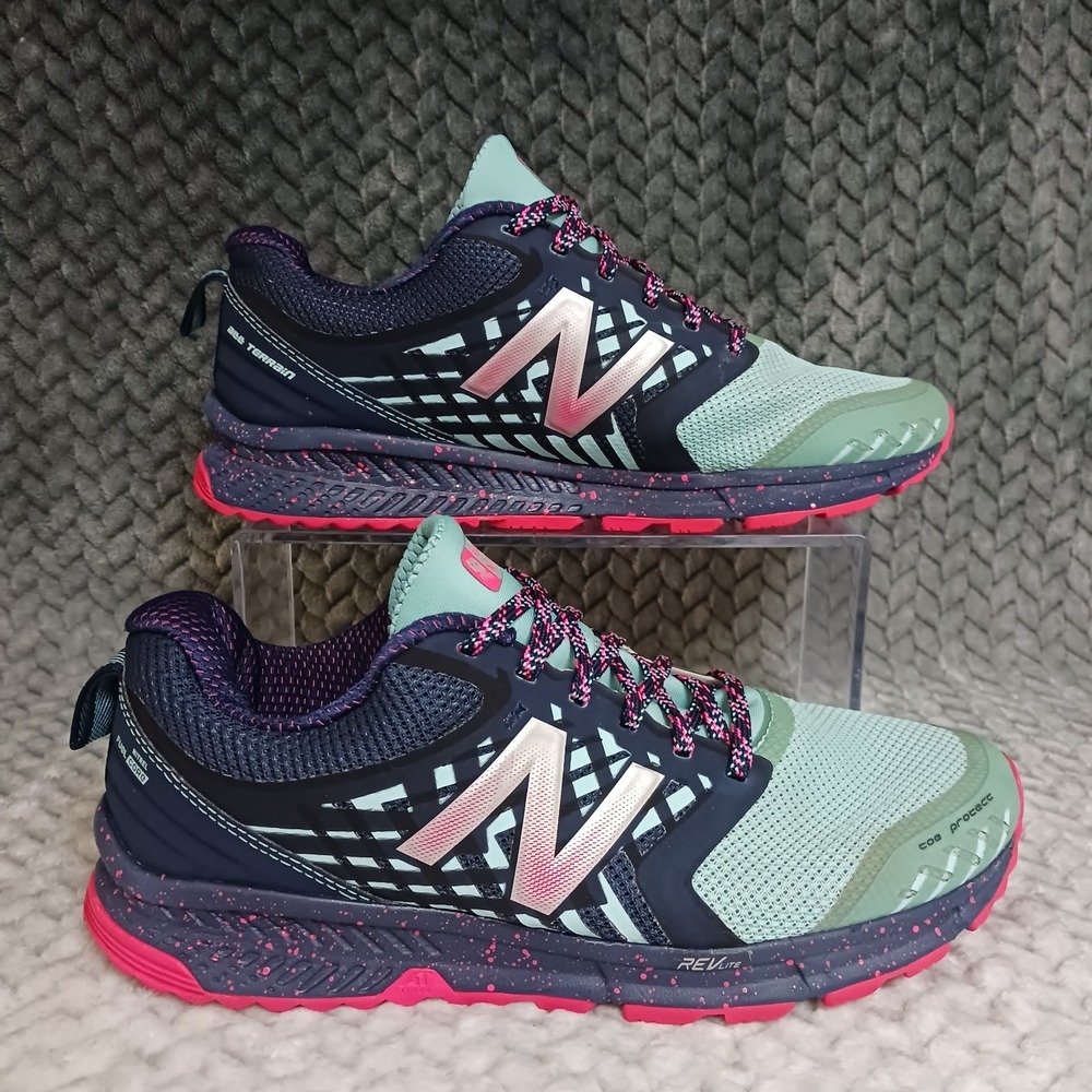 New Balance Nitrel v1 FuelCore Women's Trail Running Sneakers Shoes Aqua Sz 7.5